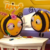 Silly Bee Cartoon Picture